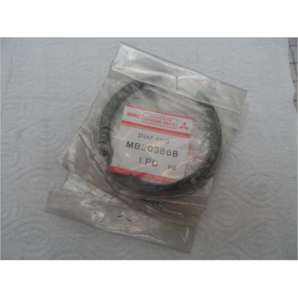 Mitsubishi lsering hjulnav udv.88 mm.MB303868.stk