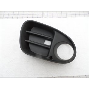 Mitsubishi plastcover tgelygteRH. MR414898.