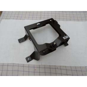 Mitsubishi beslag, colt tgelygte. Fog lamp L. MR109475.