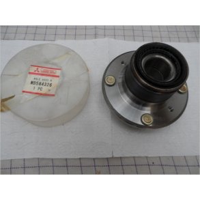 Mitsubishi Baghjulsnav komplet. MB584326