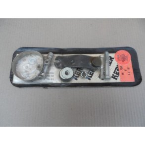 Beslag st Honda CB750F 79-81. Kerker lydpotte.