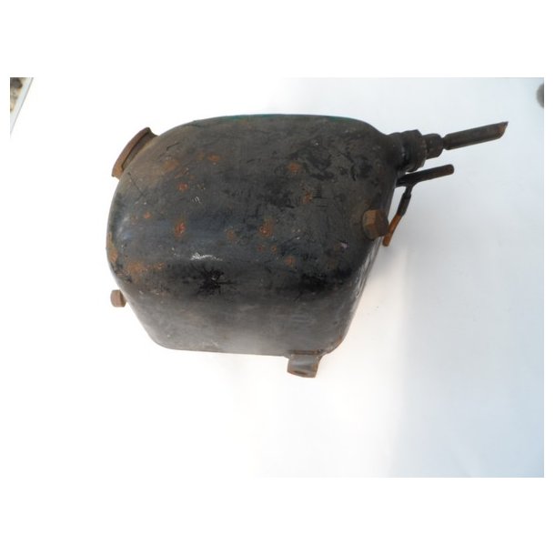 BSA gl.olietank. model ? ikke p�n.