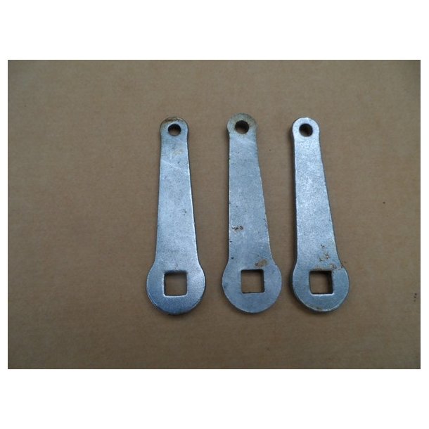 BSA forbremsen�gle krom. T= 92 mm. lige firkant.