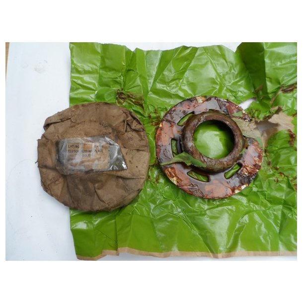 BSA Clutch sliding plate w.bolts. Ny. 15-4308. stk.
