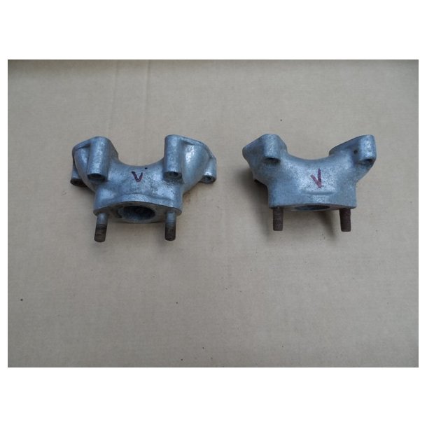 Triumph indsugningsmanifold. stk. karb.hul 26 mm.
