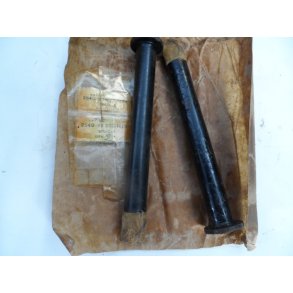 BSA foot rest spindle. 66-4940. 01595/7.stk