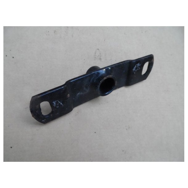 BSA sort beslag B=13 cm. 68-8176.