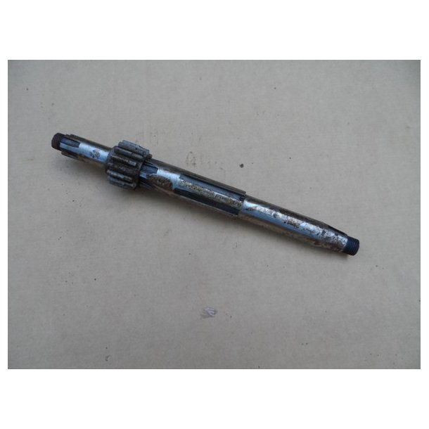 BSA H�jgearaksel ny. lidt rust. L= 26 cm.
