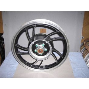 Yamaha Baghjul (kardan) Ny 2,15 x 18
