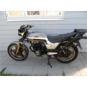 Honda CB400N -2 cyl. 1984. Grmetal.